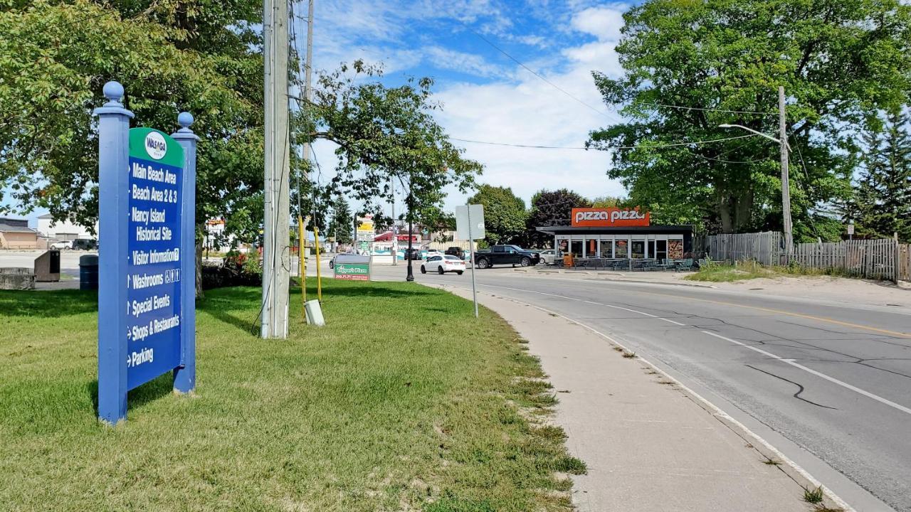 Main Beach River Retreat - Wasaga Beach 1 - Main Strip - 93 Mosley St Exteriör bild